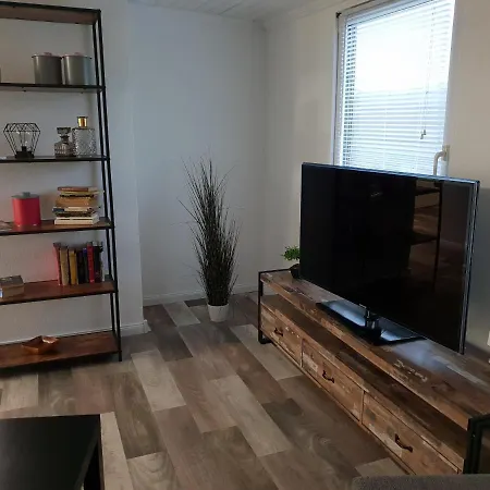 Ferienwohnung Lindenstrasse 8l * Flessenow