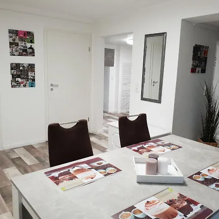 Apartment Ferienwohnung Lindenstrasse 8l Flessenow