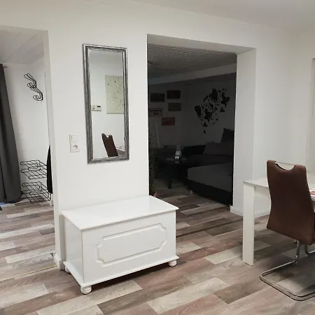 Apartment Ferienwohnung Lindenstrasse 8l