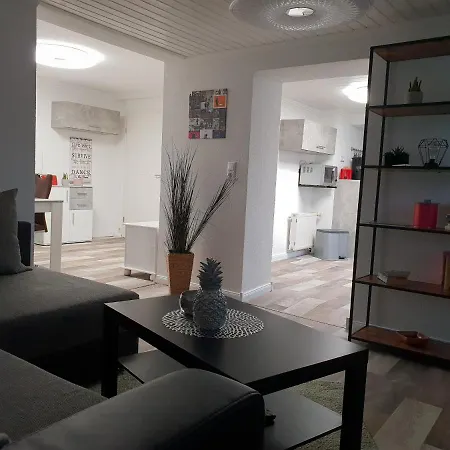 Ferienwohnung Lindenstrasse 8l *