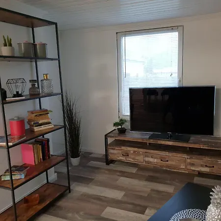 Ferienwohnung Lindenstrasse 8l * Flessenow